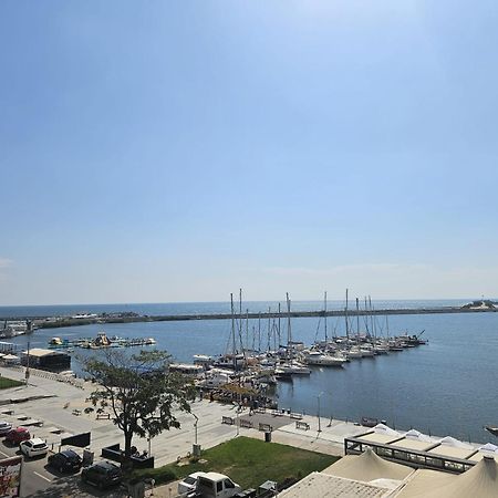 شقة Blue Marina Sea View مانغاليا المظهر الخارجي الصورة